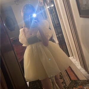 Selkie Banana Yellow Puff Dress small